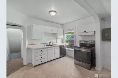 2431 Pine Street, Everett, WA 98201 - Photo 12