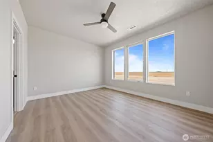 1161 E Mt Hood St, Othello, WA 99344 - Photo 6