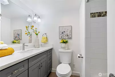 11527 113th Pl NE, Kirkland, WA 98033 - Photo 16