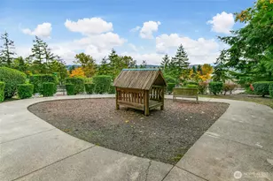 18707 SE Newport Way, Issaquah, WA 98027 - Photo 34