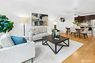 18707 SE Newport Way, Issaquah, WA 98027 - Photo 4