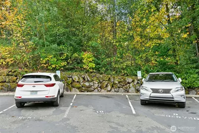 18707 SE Newport Way #102, Issaquah, WA 98027 - Photo 24