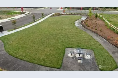 797 Weaver Drive E, Enumclaw, WA 98022 - Photo 2