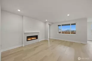 797 Weaver Dr E, Enumclaw, WA 98022 - Photo 2