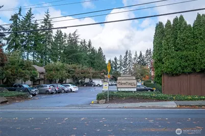 4701 176th Street SW #A6, Lynnwood, WA 98037 - Photo 2