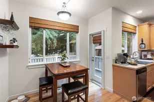 1233 160th St SW, Lynnwood, WA 98087 - Photo 14