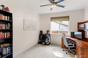 1233 160th St SW, Lynnwood, WA 98087 - Photo 18