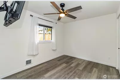 4512 S 3rd Avenue #C, Everett, WA 98203 - Photo 26