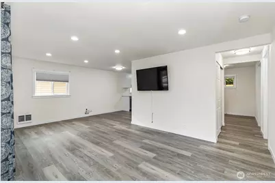 4512 S 3rd Avenue #C, Everett, WA 98203 - Photo 6