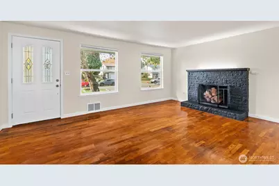 7221 S Sheridan Avenue, Tacoma, WA 98408 - Photo 4
