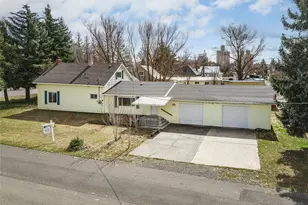 211 W Linden St, Harrington, WA 99134 - Photo 1