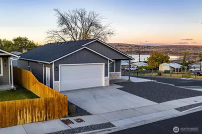 516 W Main Avenue, Soap Lake, WA 98851 - Photo 34