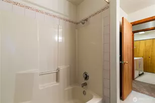 7077 Austin Pass Rd, Glacier, WA 98244 - Photo 16