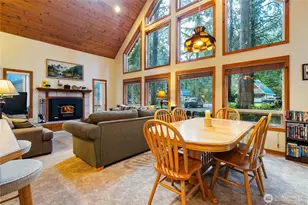 7077 Austin Pass Rd, Glacier, WA 98244 - Photo 6