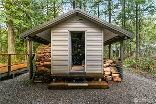 7077 Austin Pass Rd, Glacier, WA 98244 - Photo 28