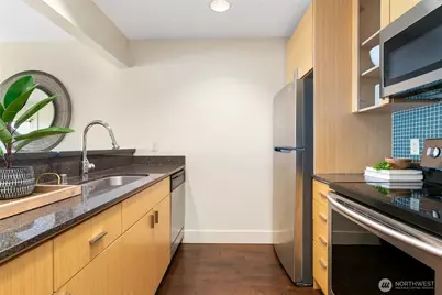 1711 E Olive Way #311, Seattle, WA 98102 - Photo 6