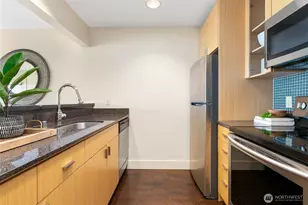 1711 E Olive Wy, Seattle, WA 98102 - Photo 6