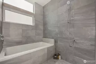 3516 NE 87th St, Seattle, WA 98115 - Photo 14