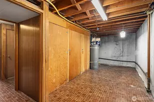 6037 NE 61st St, Seattle, WA 98115 - Photo 28