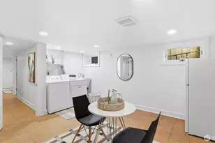 908 15th Ave E, Seattle, WA 98112 - Photo 32