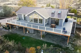 464 Hwy 20, Tonasket, WA 98855 - Photo 1