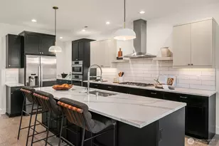 733 4th Ct S, Kirkland, WA 98033 - Photo 4