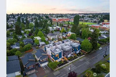 8833 C Wallingford Avenue N, Seattle, WA 98103 - Photo 22