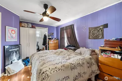 10346 Interlake Avenue N, Seattle, WA 98133 - Photo 6