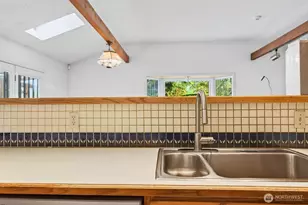 1015 Hazel Dell Rd, Castle Rock, WA 98611 - Photo 20