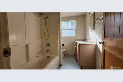 3225 Cooper Point Road NW, Olympia, WA 98502 - Photo 28