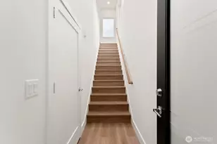 117 Wells Ave S, Renton, WA 98057 - Photo 6