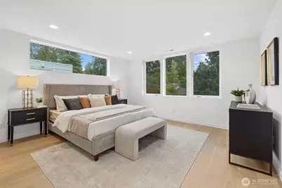 12011 36th Avenue NE, Seattle, WA 98125 - Photo 10