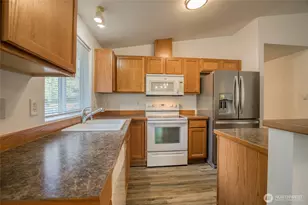 465 Centaurus Ave SW, Ocean Shores, WA 98569 - Photo 8