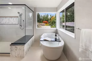 12127 NE 65th St, Kirkland, WA 98033 - Photo 24