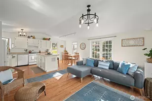 650 NE Otis St, Coupeville, WA 98239 - Photo 8