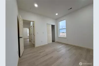 7189 NE Lake Vista Drive, Moses Lake, WA 98837 - Photo 8