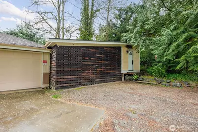 3821 Shelby Road, Lynnwood, WA 98087 - Photo 4