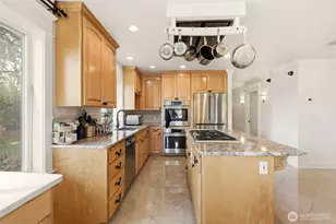 3821 Shelby Rd, Lynnwood, WA 98087 - Photo 14