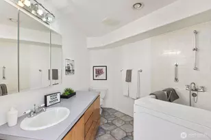 211 Basswood Dr, SilverLake, WA 98645 - Photo 20