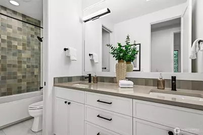 912 18th Avenue W, Kirkland, WA 98033 - Photo 30