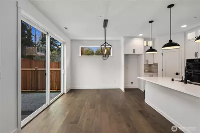 721 211th Place SE, Bothell, WA 98021 - Photo 8