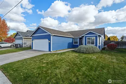 736 N Roosevelt Street, Walla Walla, WA 99362 - Photo 2