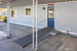 836 S Harman Way, Orting, WA 98360 - Photo 10