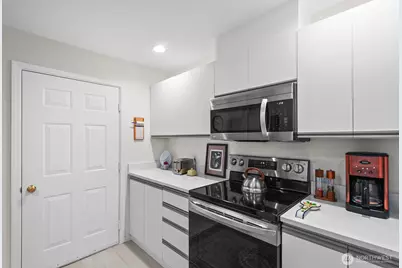 5319 S 236th Street #6, Kent, WA 98032 - Photo 10