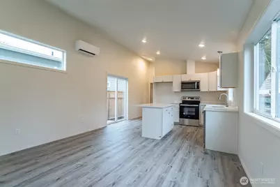 569 N 3rd, Kalama, WA 98625 - Photo 8