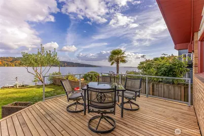 14026 Riviera Place NE, Seattle, WA 98125 - Photo 36