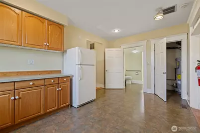 225 N Walnut Street, Burlington, WA 98233 - Photo 14