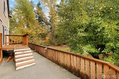 6323 119th Street E, Puyallup, WA 98373 - Photo 30