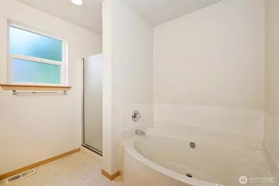 6323 119th Street E, Puyallup, WA 98373 - Photo 22