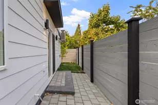 822 B S Sullivan St, Seattle, WA 98108 - Photo 20